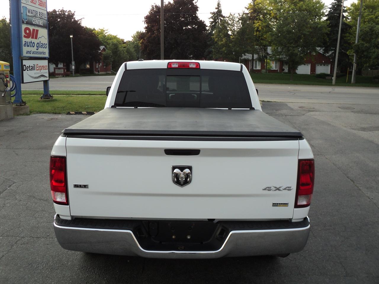 2019 RAM 1500 Classic SLT CrewCab 4x4 3.6L6cyl HeatedSeats 5'7"Box - Photo #8