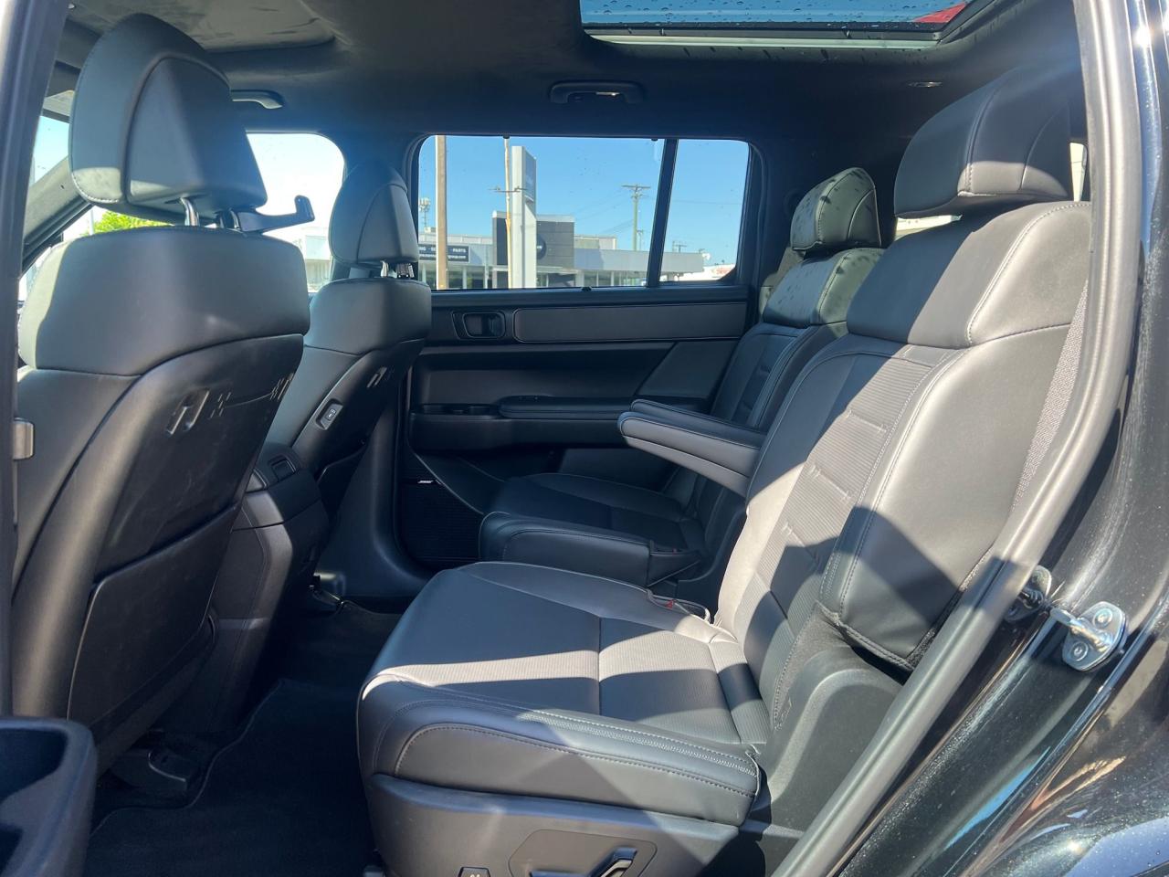 2024 Hyundai Santa Fe ULTIMATE CALLIGRAPHY AWD Photo37