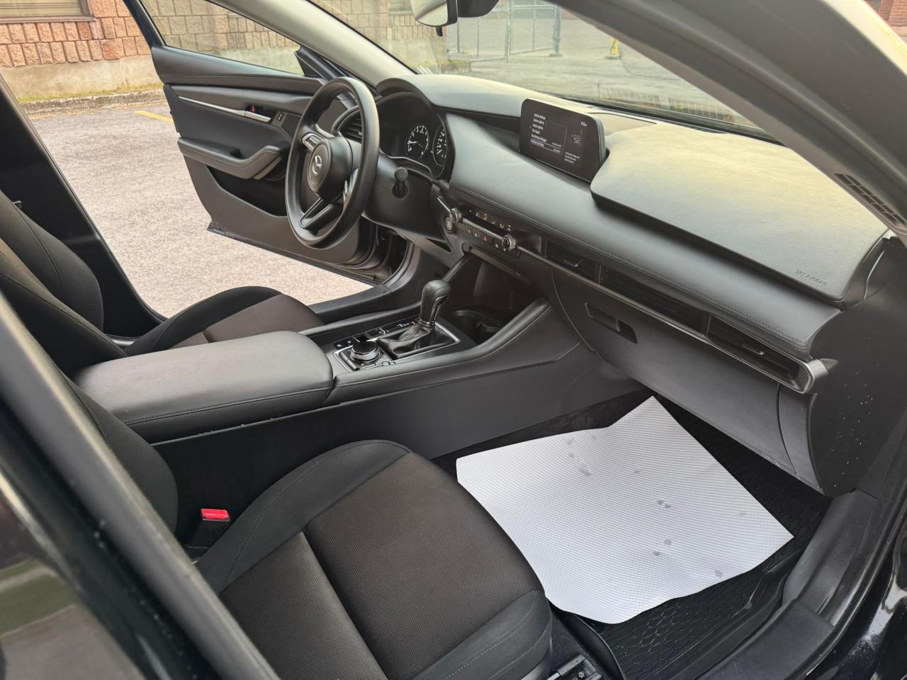 2020 Mazda MAZDA3 GX - Photo #12