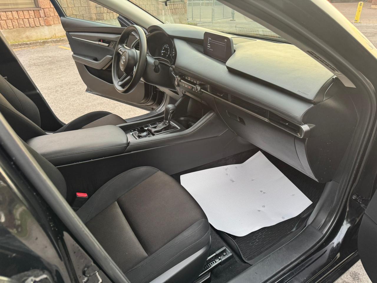 2020 Mazda MAZDA3 GX - Photo #10