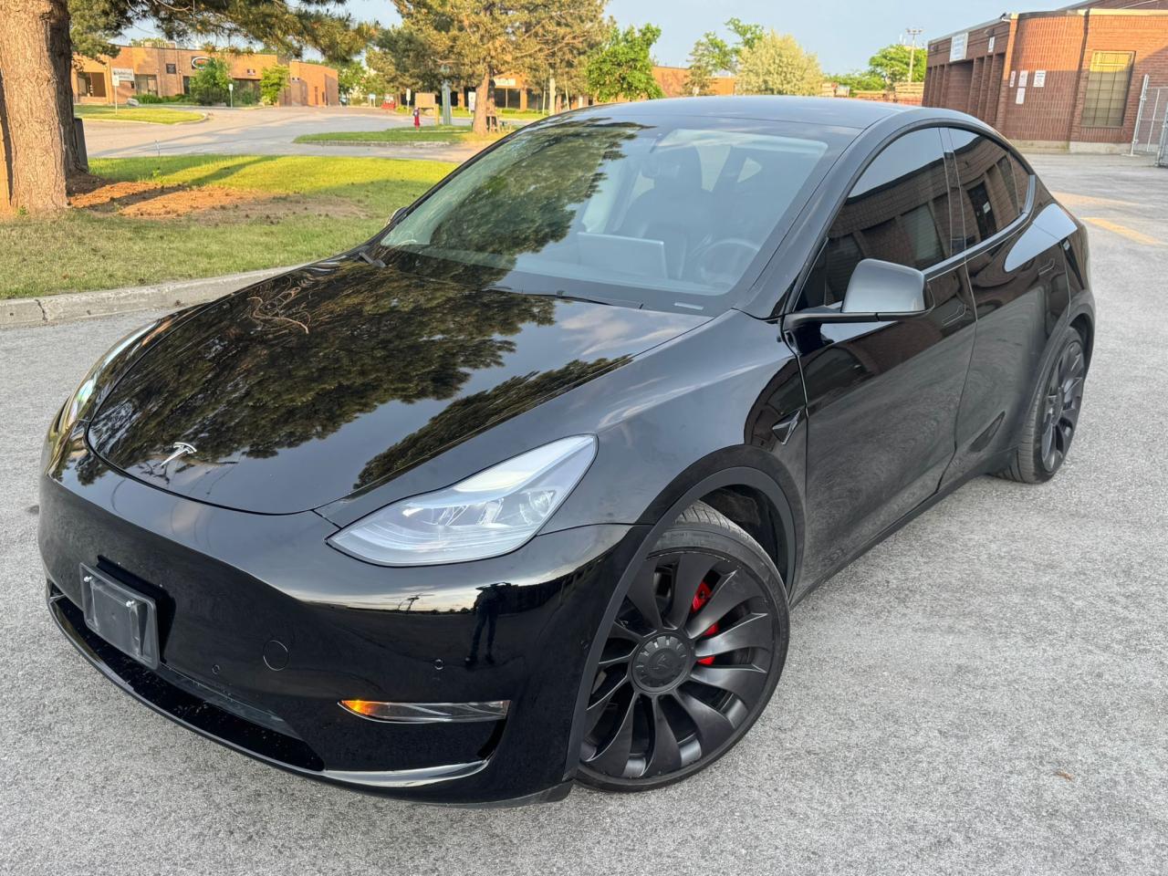 2022 Tesla Model Y PERFORMANCE