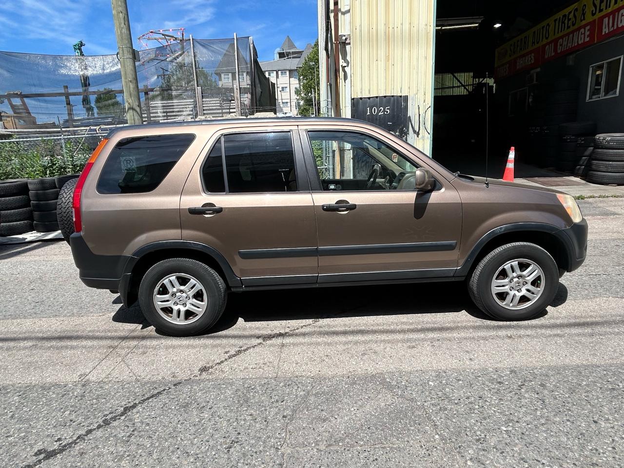 2002 Honda CR-V EX - Photo #5