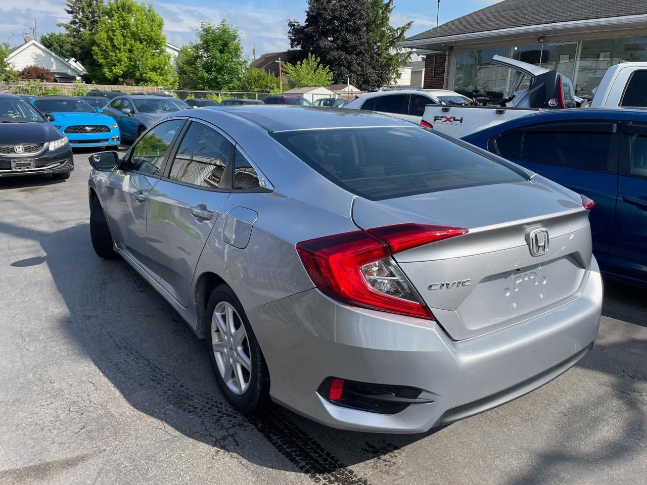 2017 Honda Civic EX *APPLE/ANDROID CARPLAY, BACKUP & SIDE CAMERA* - Photo #6