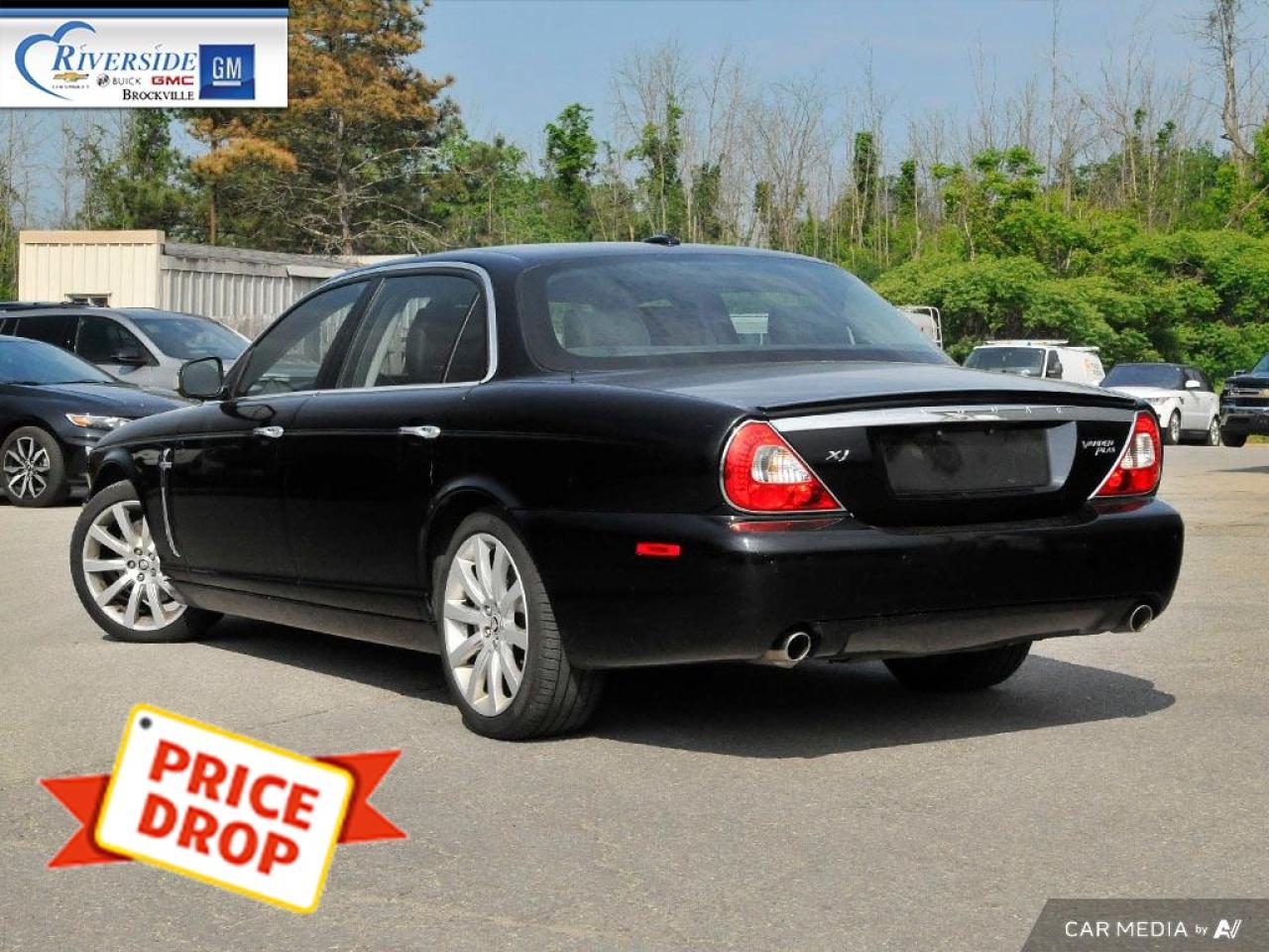 2008 Jaguar XJ Vanden Plas Photo3