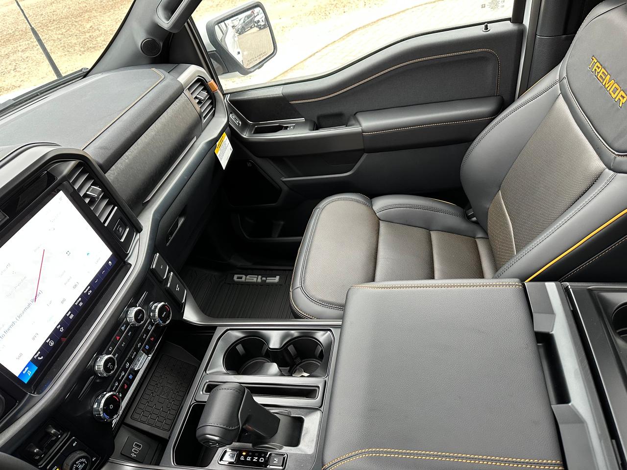 2025 Ford F-150 TREMOR 4WD SuperCrew 5.5' Box 402A Photo5