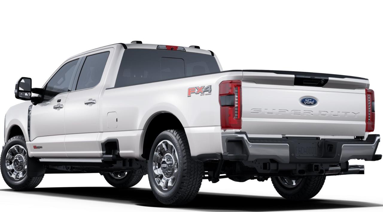 2025 Ford F-350 Super Duty SRW LARIAT 4WD CREW CAB 8' BOX Photo1
