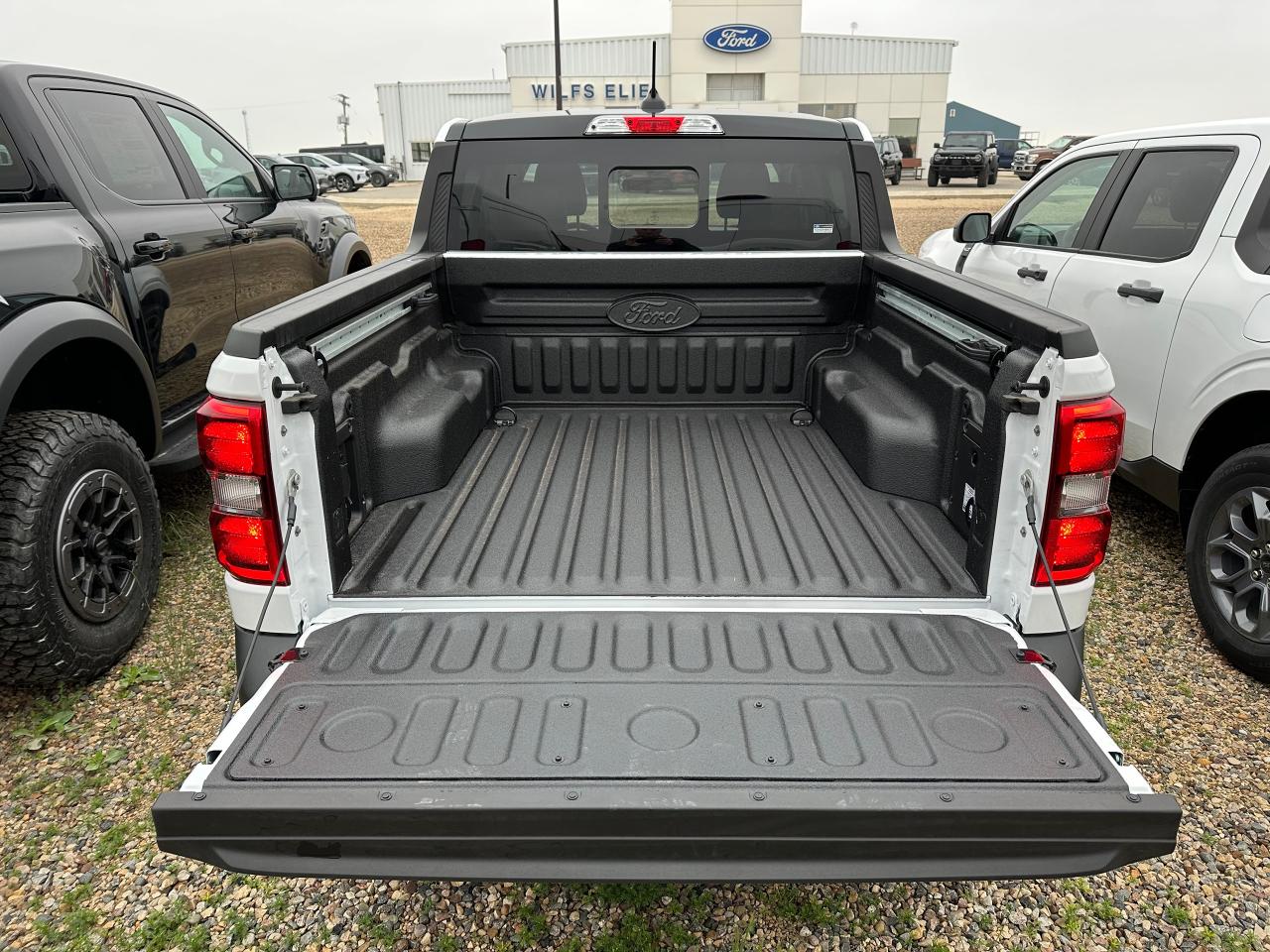 2025 Ford Maverick LARIAT AWD SuperCrew 501A Photo5