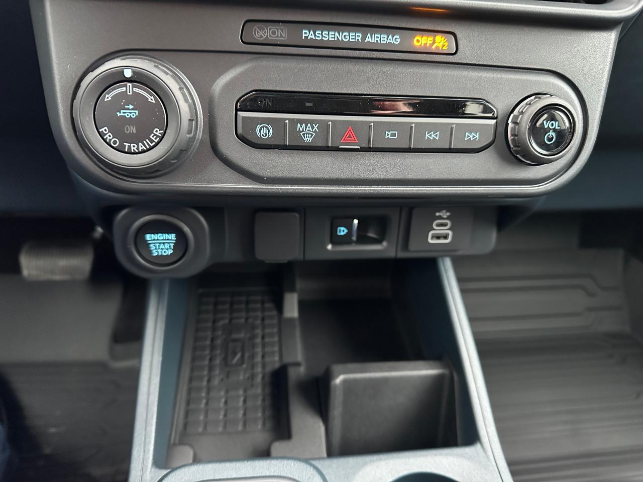 2025 Ford Maverick LARIAT AWD SuperCrew 501A Photo5