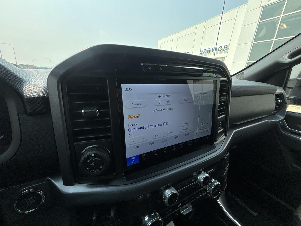 2025 Ford F-150 XLT 4WD SuperCrew 6.5' Box Photo5