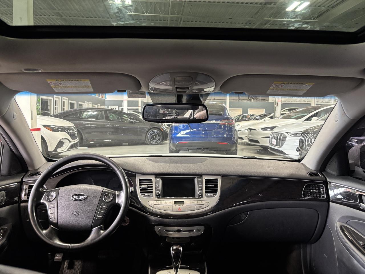 2012 Hyundai Genesis Sedan V6|RWD|PREMIUMPACKAGE|LEXICONAUDIO|LEATHER|SUNROOF - Photo #9
