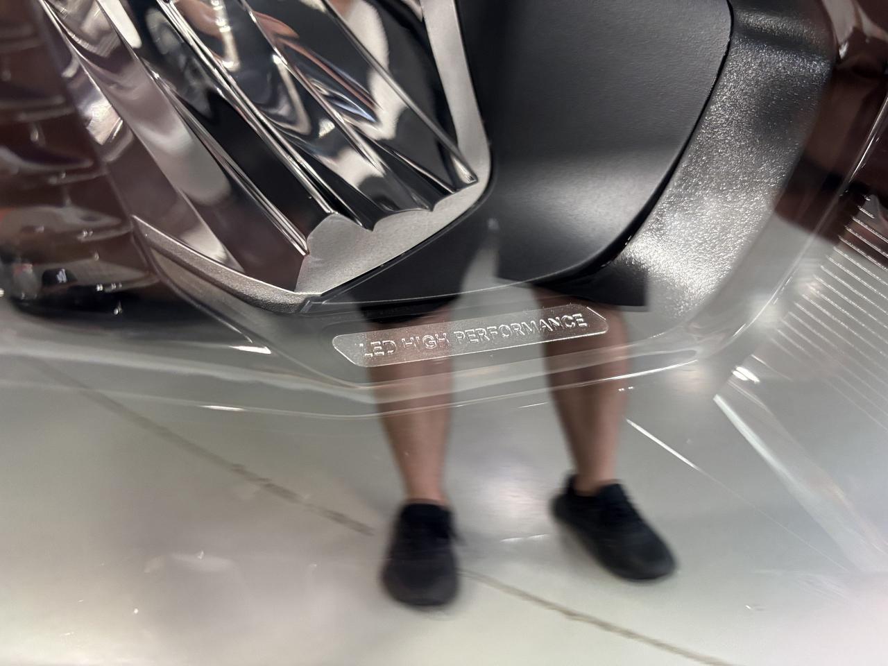 2023 Mercedes-Benz EQB EQB350|4MATIC|SUV|AMGPKG|NAV|HUD|AMBIENT|BURMESTER - Photo #5