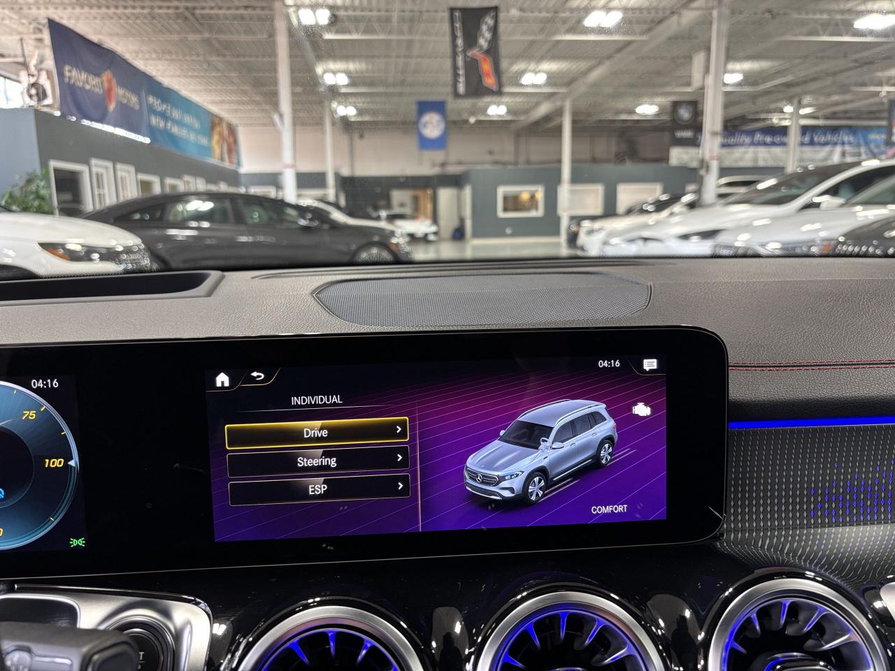 2023 Mercedes-Benz EQB EQB350|4MATIC|SUV|AMGPKG|NAV|HUD|AMBIENT|BURMESTER - Photo #44