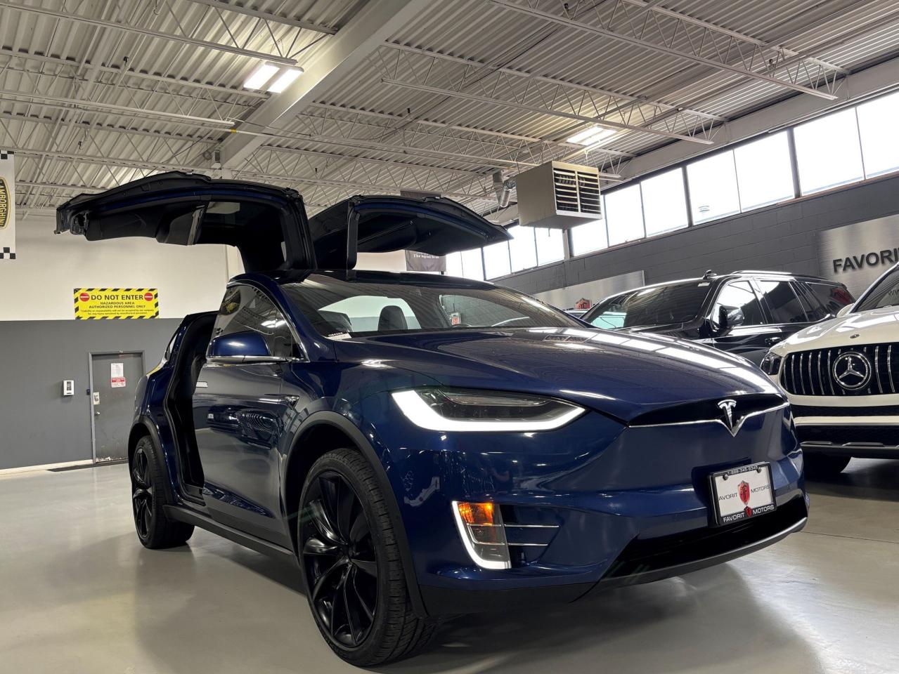 2017 Tesla Model X 75D|AWD|ENHANCEDAUTOPILOT|FALCONDOORS|NAV|AIRSUSP| - Photo #2
