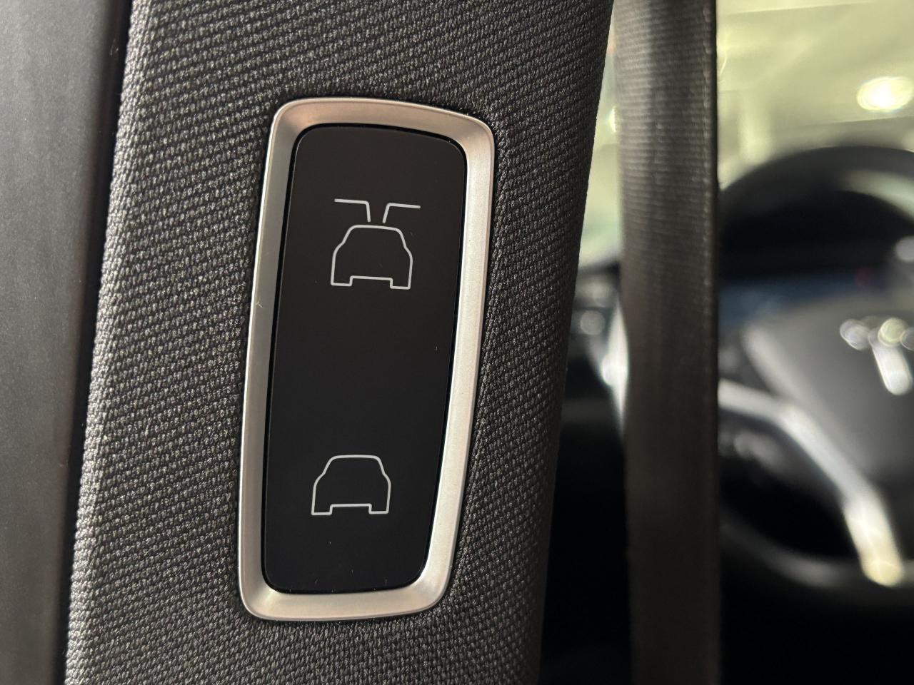 2017 Tesla Model X 75D|AWD|ENHANCEDAUTOPILOT|FALCONDOORS|NAV|AIRSUSP| - Photo #11