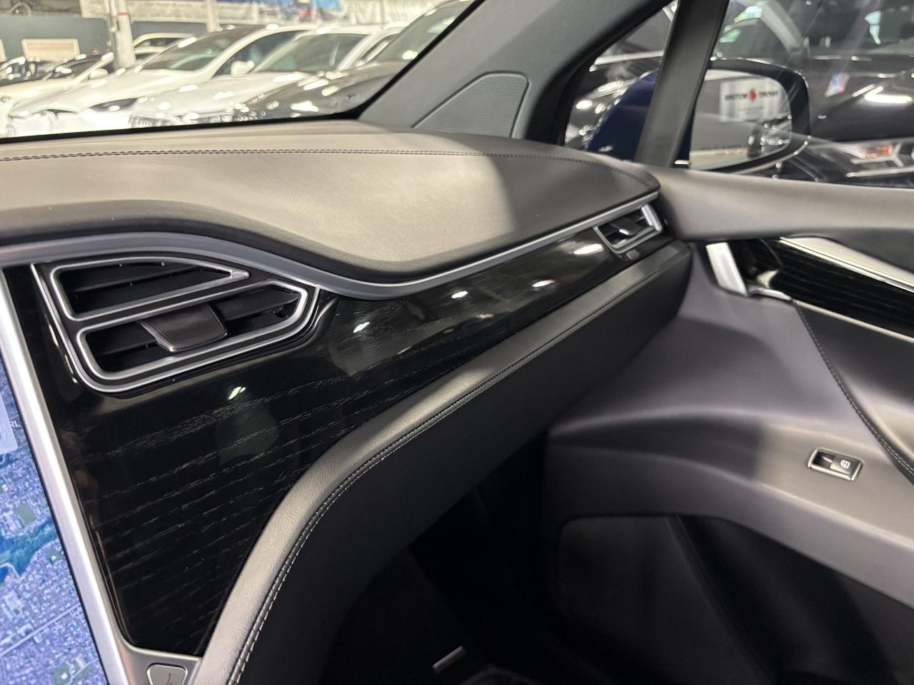 2017 Tesla Model X 75D|AWD|ENHANCEDAUTOPILOT|FALCONDOORS|NAV|AIRSUSP| - Photo #16