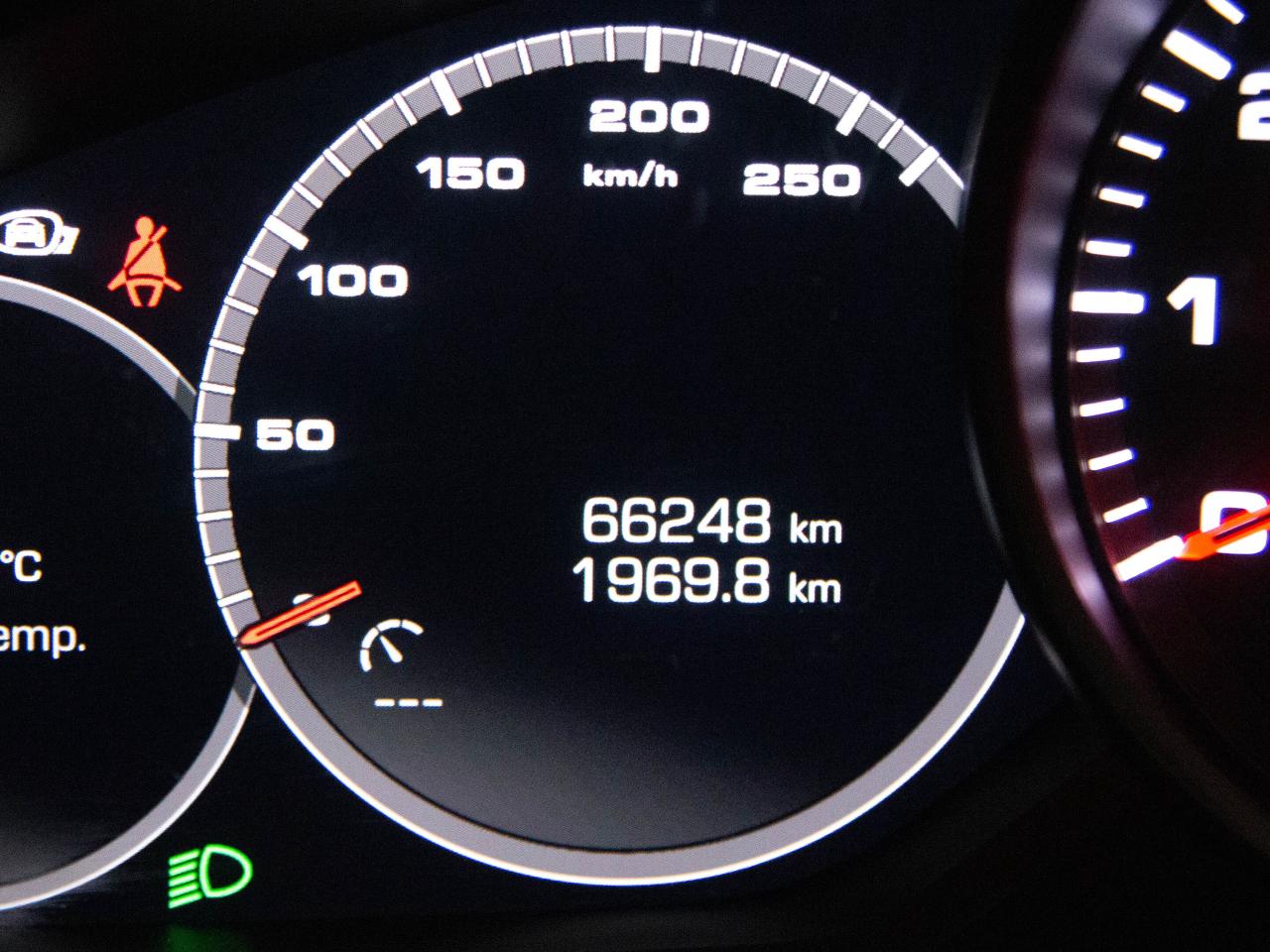 12624138