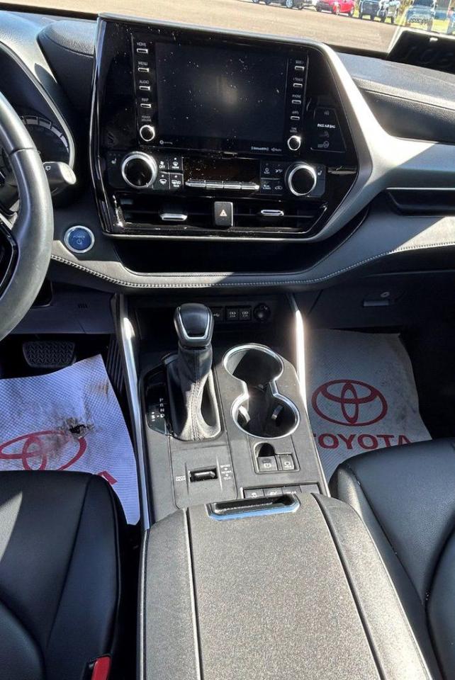 2021 Toyota Highlander HYBRID XLE Photo4