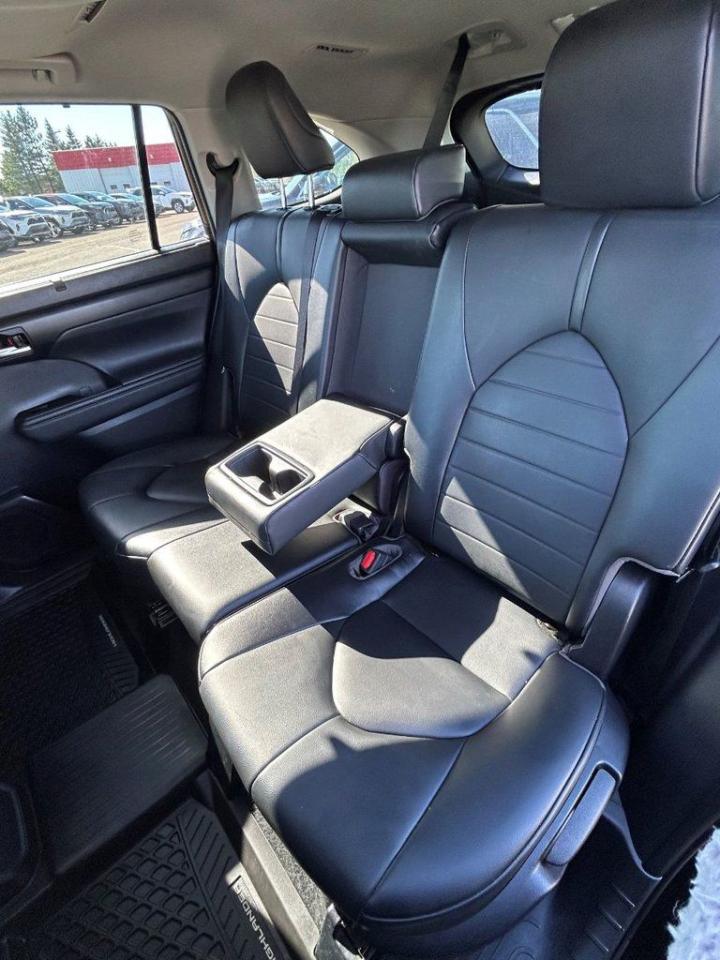 2021 Toyota Highlander HYBRID XLE Photo