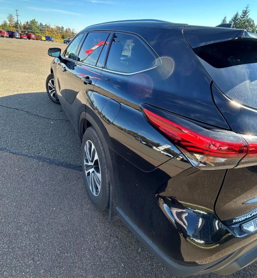 2021 Toyota Highlander HYBRID XLE Photo
