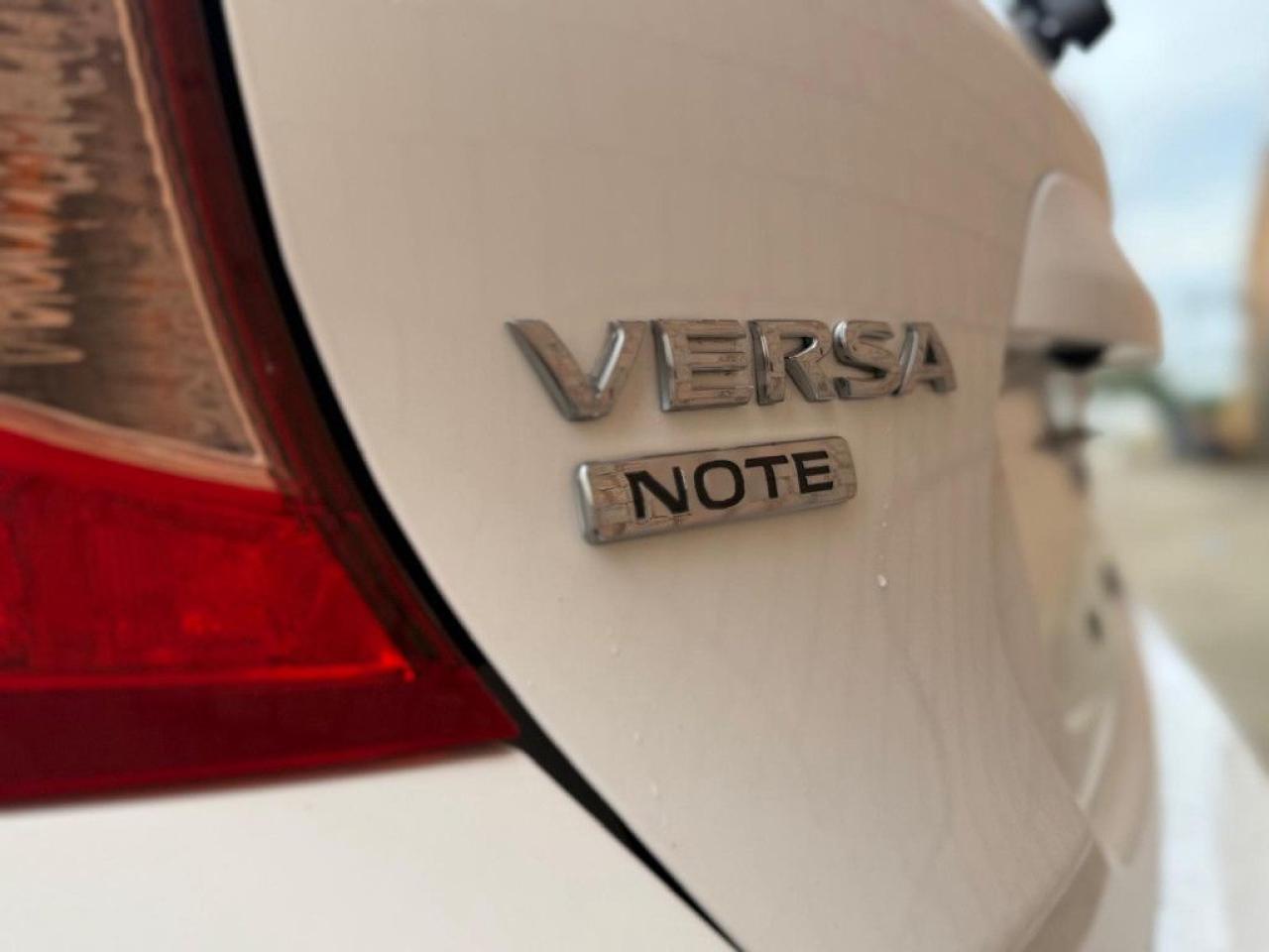 2017 Nissan Versa Note SL | CLEAN CARFAX | NAVI | BACK-UP CAM | BLUETOOTH | HEATED SEATS | - Photo #12