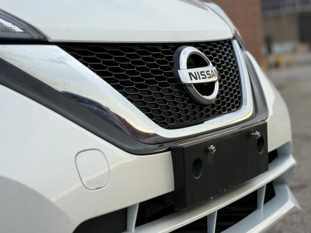 2017 Nissan Versa Note SL | CLEAN CARFAX | NAVI | BACK-UP CAM | BLUETOOTH | HEATED SEATS | - Photo #14