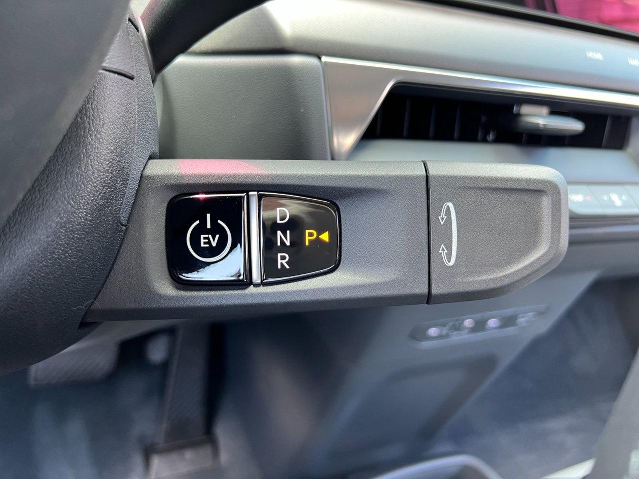 2026 Kia EV9 LAND AWD W/ PLUS PACKAGE Photo