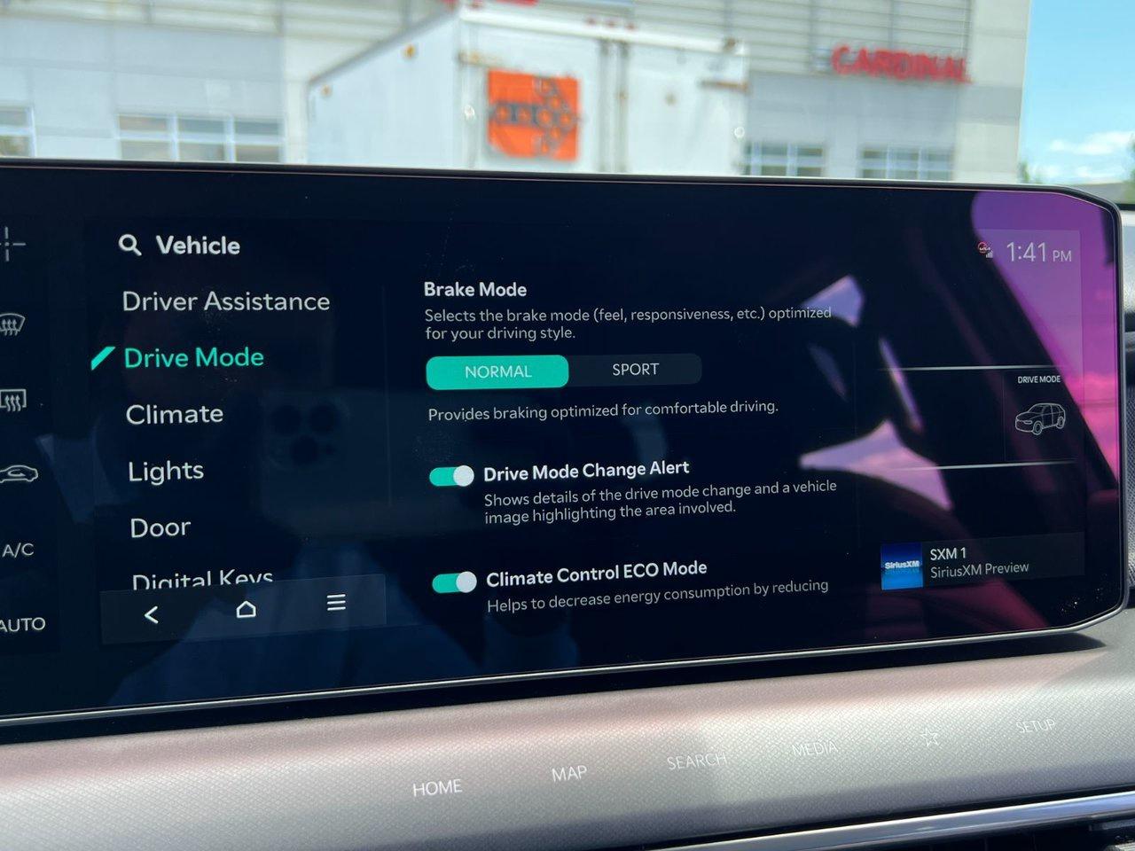 2026 Kia EV9 LAND AWD W/ PLUS PACKAGE Photo