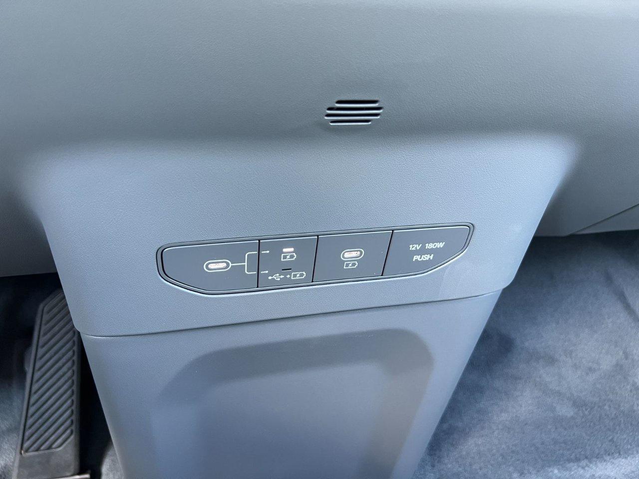 2026 Kia EV9 LAND AWD W/ PLUS PACKAGE Photo