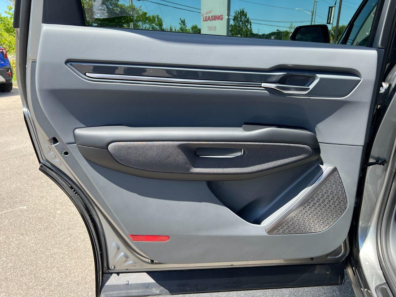 2026 Kia EV9 LAND AWD W/ PLUS PACKAGE Photo