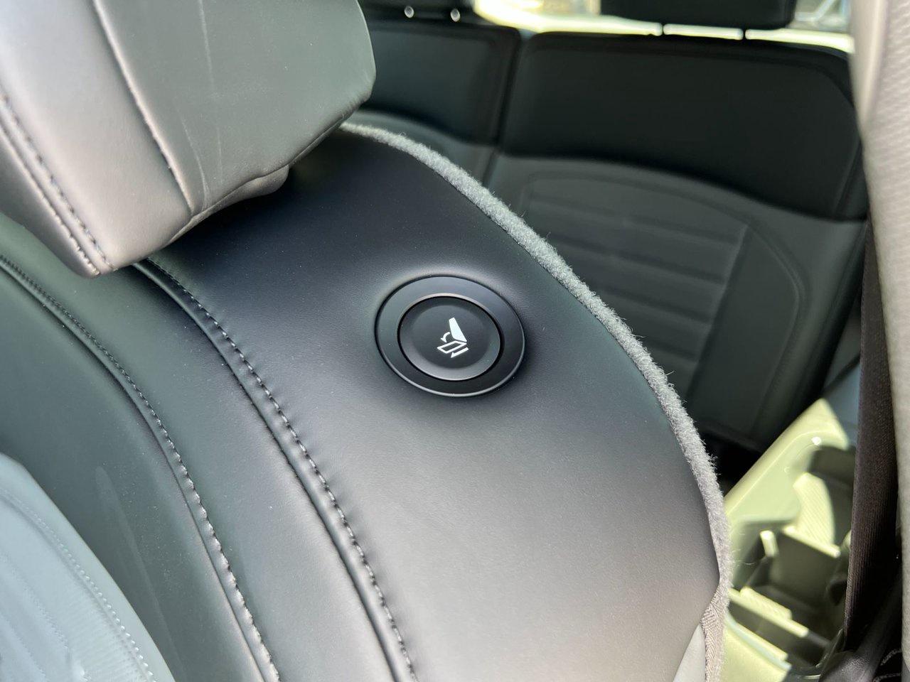 2026 Kia EV9 LAND AWD W/ PLUS PACKAGE Photo