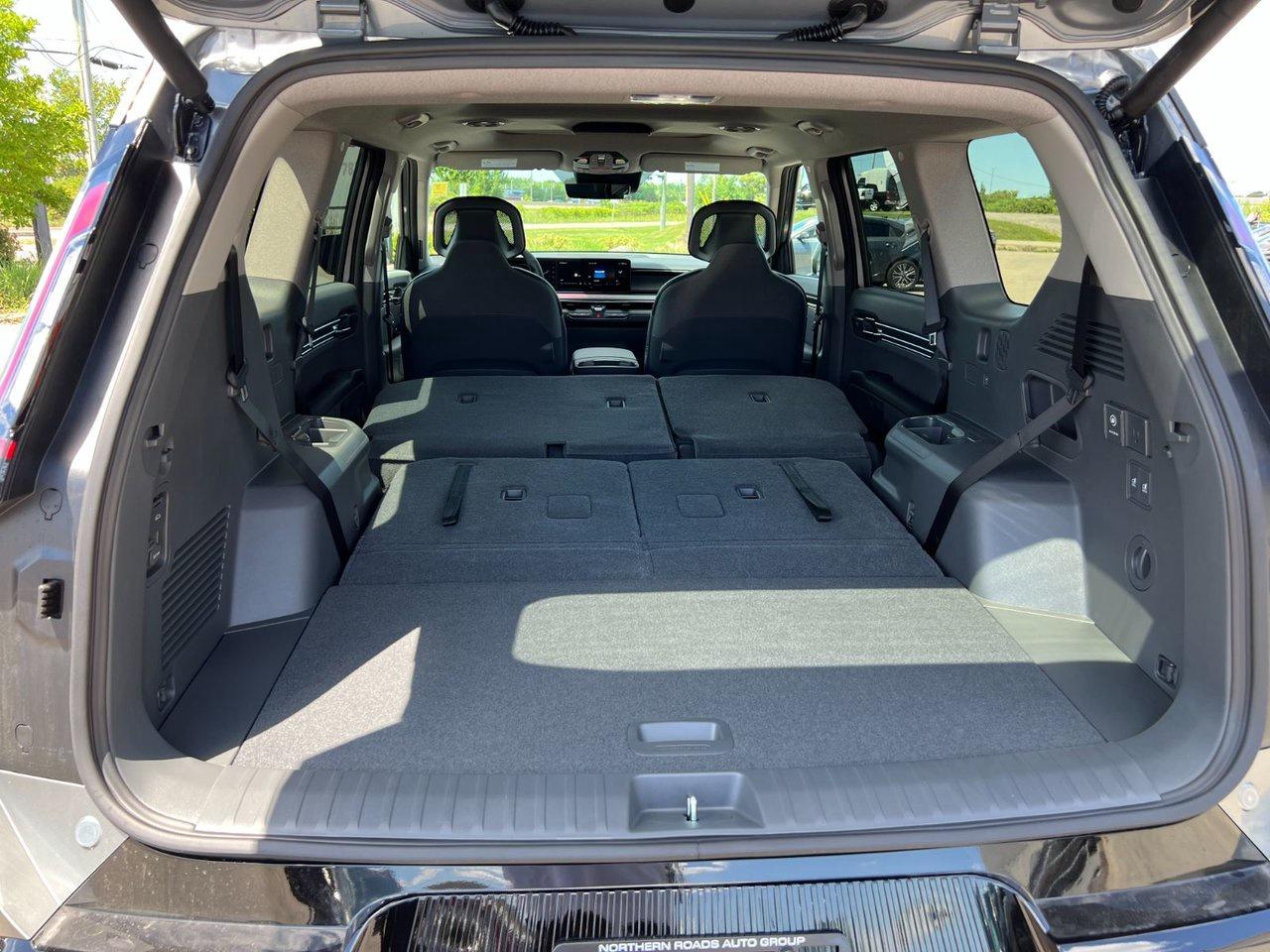 2026 Kia EV9 LAND AWD W/ PLUS PACKAGE Photo