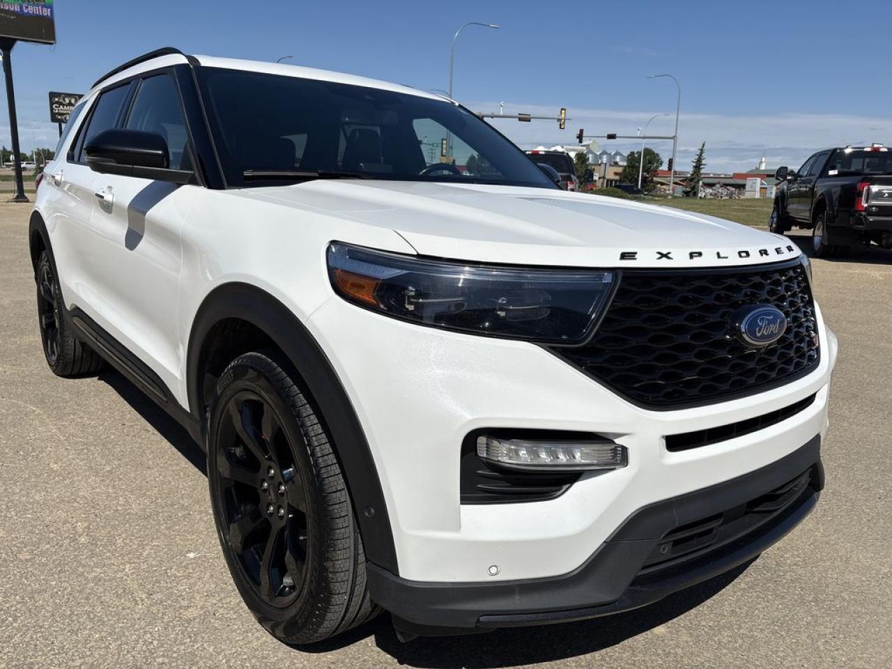2022 Ford Explorer ST Photo5