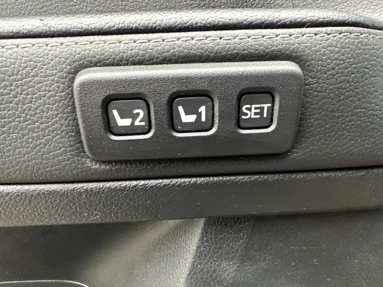 2021 Toyota 4Runner BASE Photo5