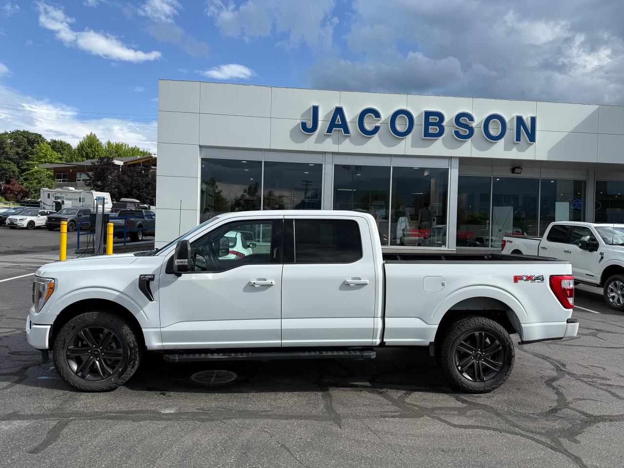 2023 Ford F-150 Lariat Photo1