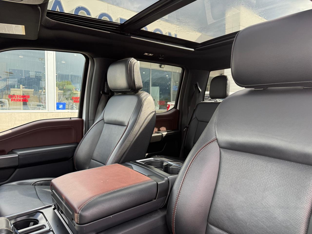 2023 Ford F-150 Lariat Photo5