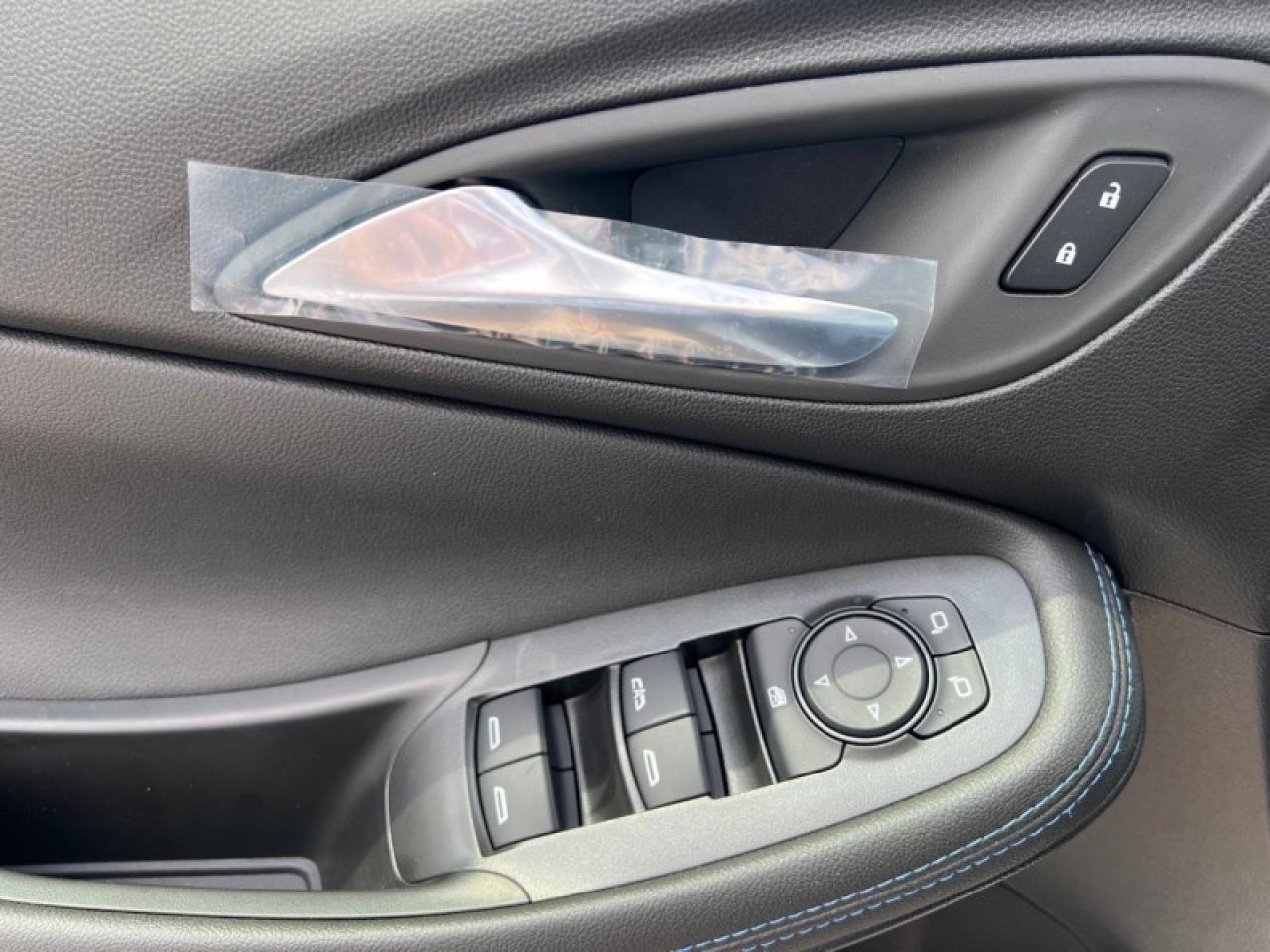 2026 Buick Encore GX Sport Touring Photo