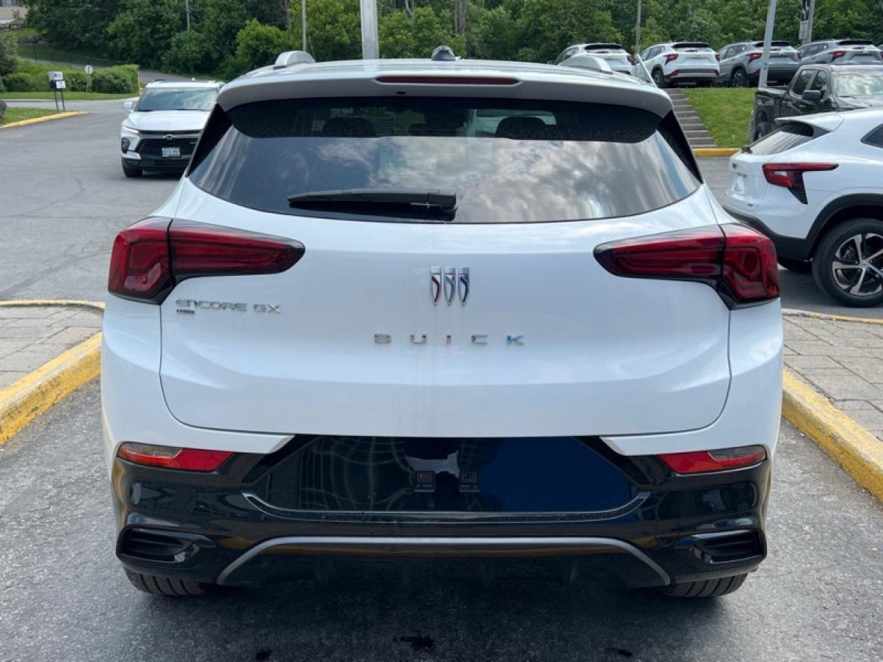 2026 Buick Encore GX Sport Touring Photo4