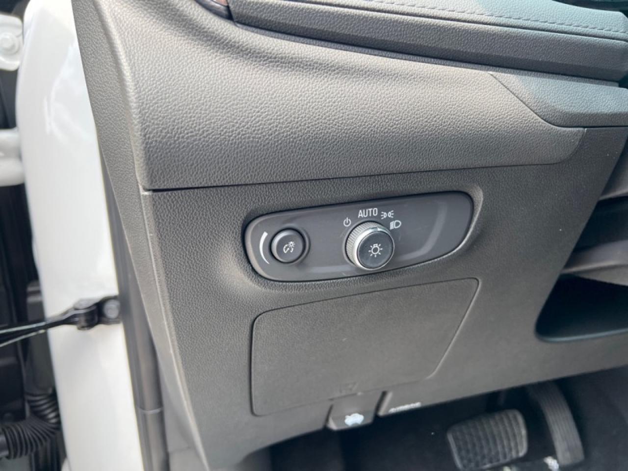 2026 Buick Encore GX Sport Touring Photo