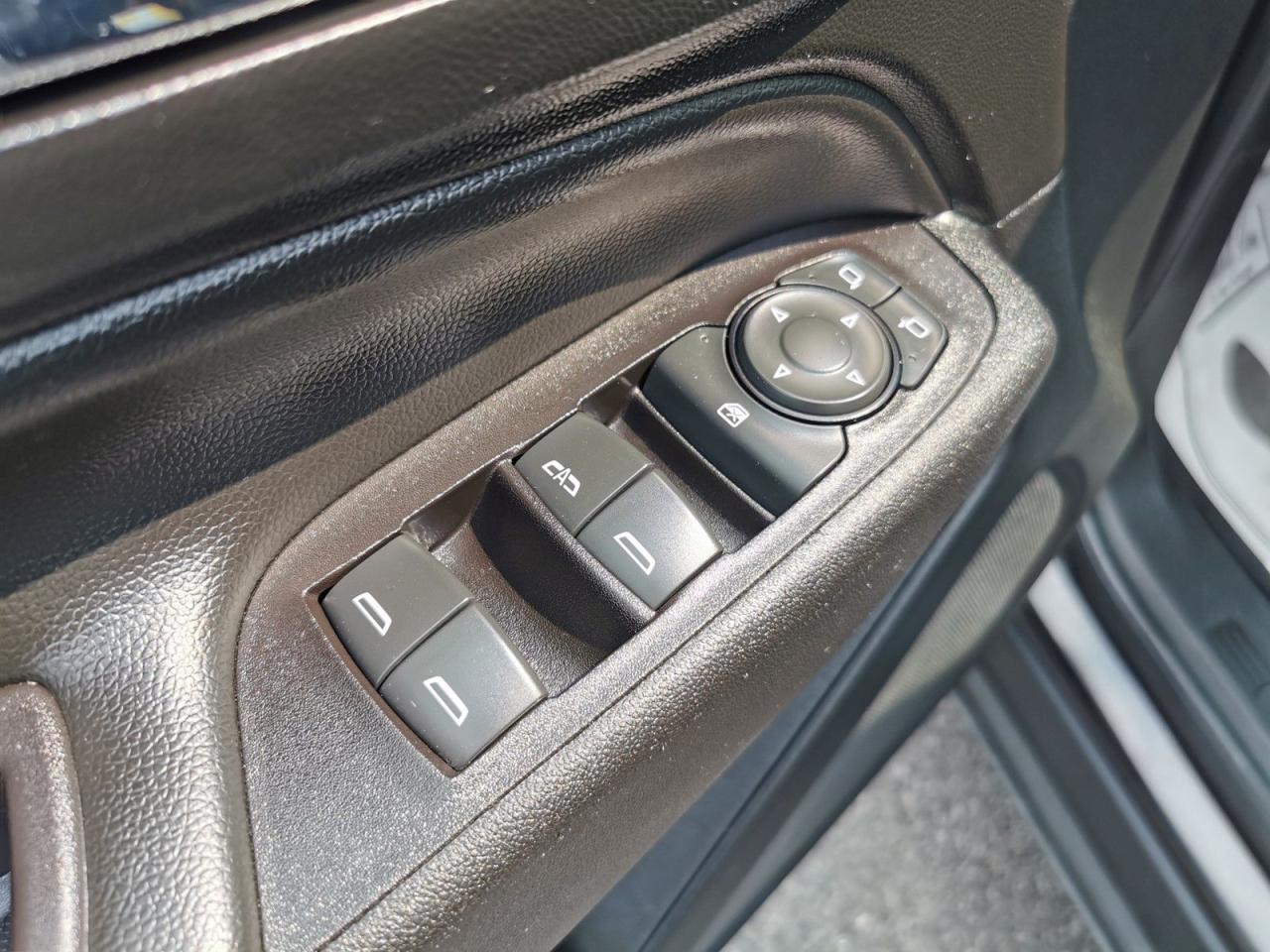 2019 Chevrolet Equinox LT - Photo #10