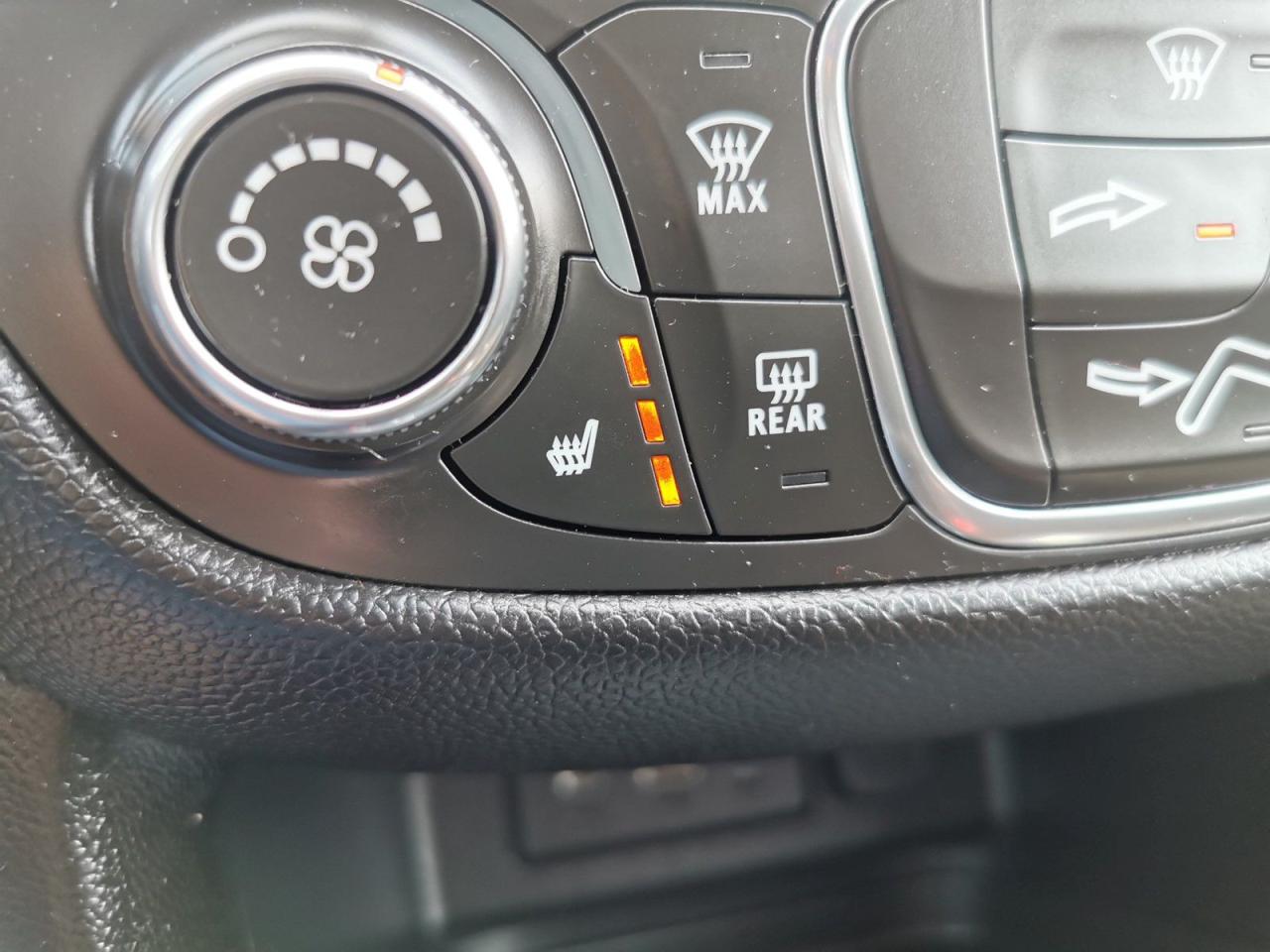 2019 Chevrolet Equinox LT - Photo #31