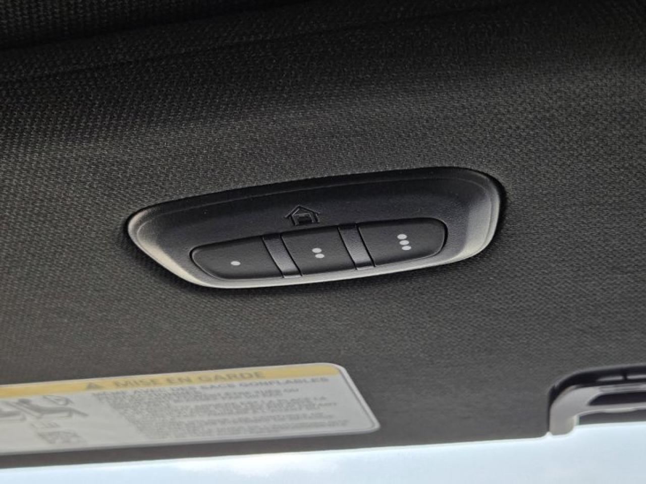 2025 RAM 1500 SPORT Photo