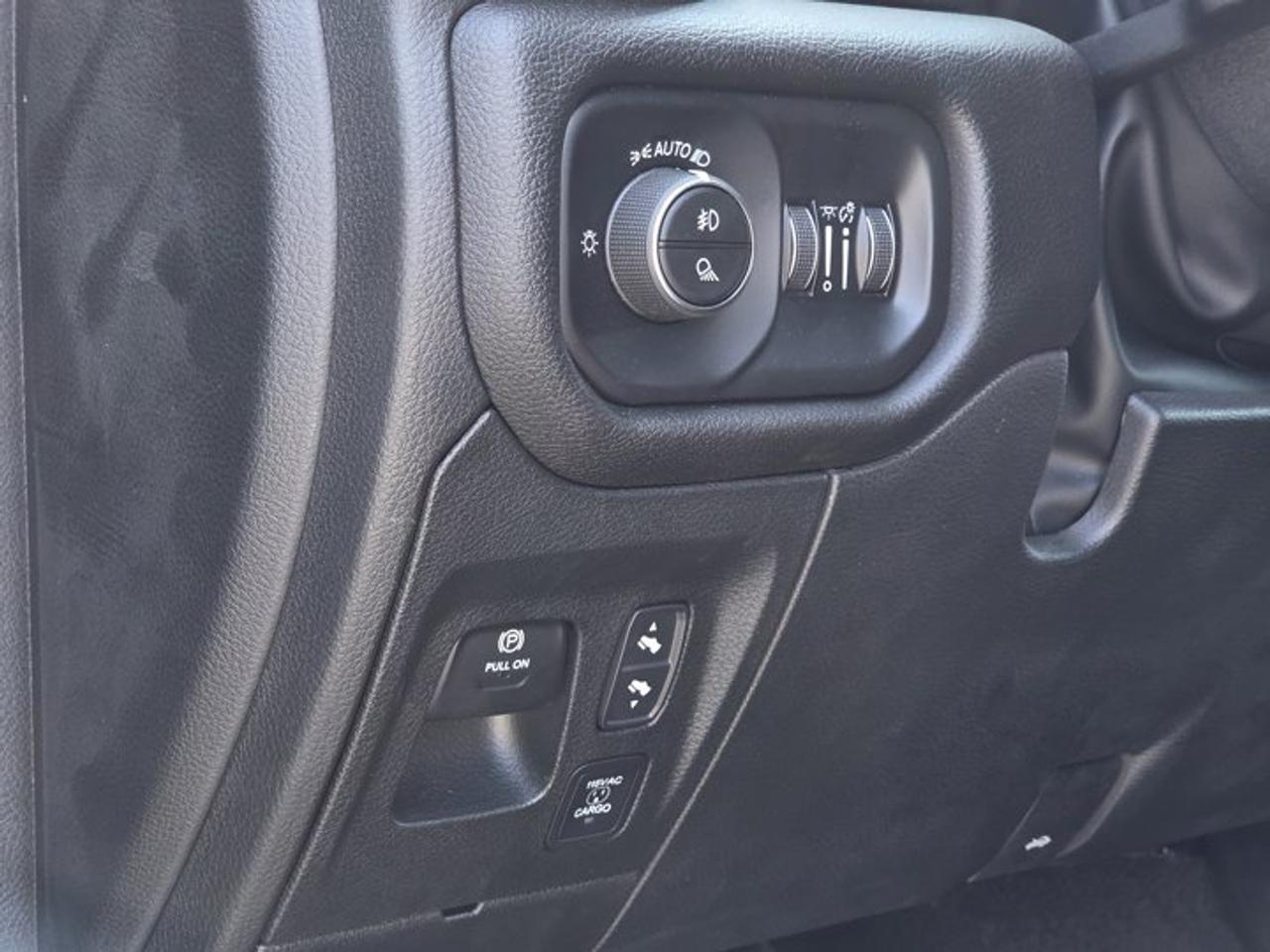2025 RAM 1500 SPORT Photo