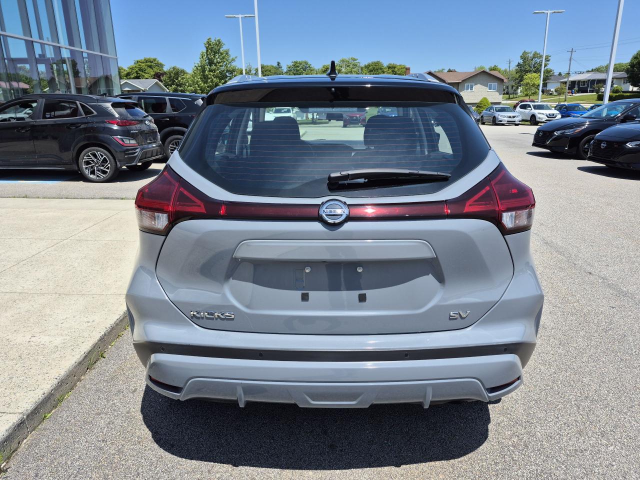 2021 Nissan Kicks SV Photo20