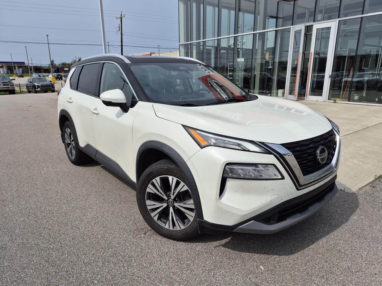 2021 Nissan Rogue SV PREMIUM AWD, LEATHER, REAR HEATED SEATS, PANORAMIC MOONROOF