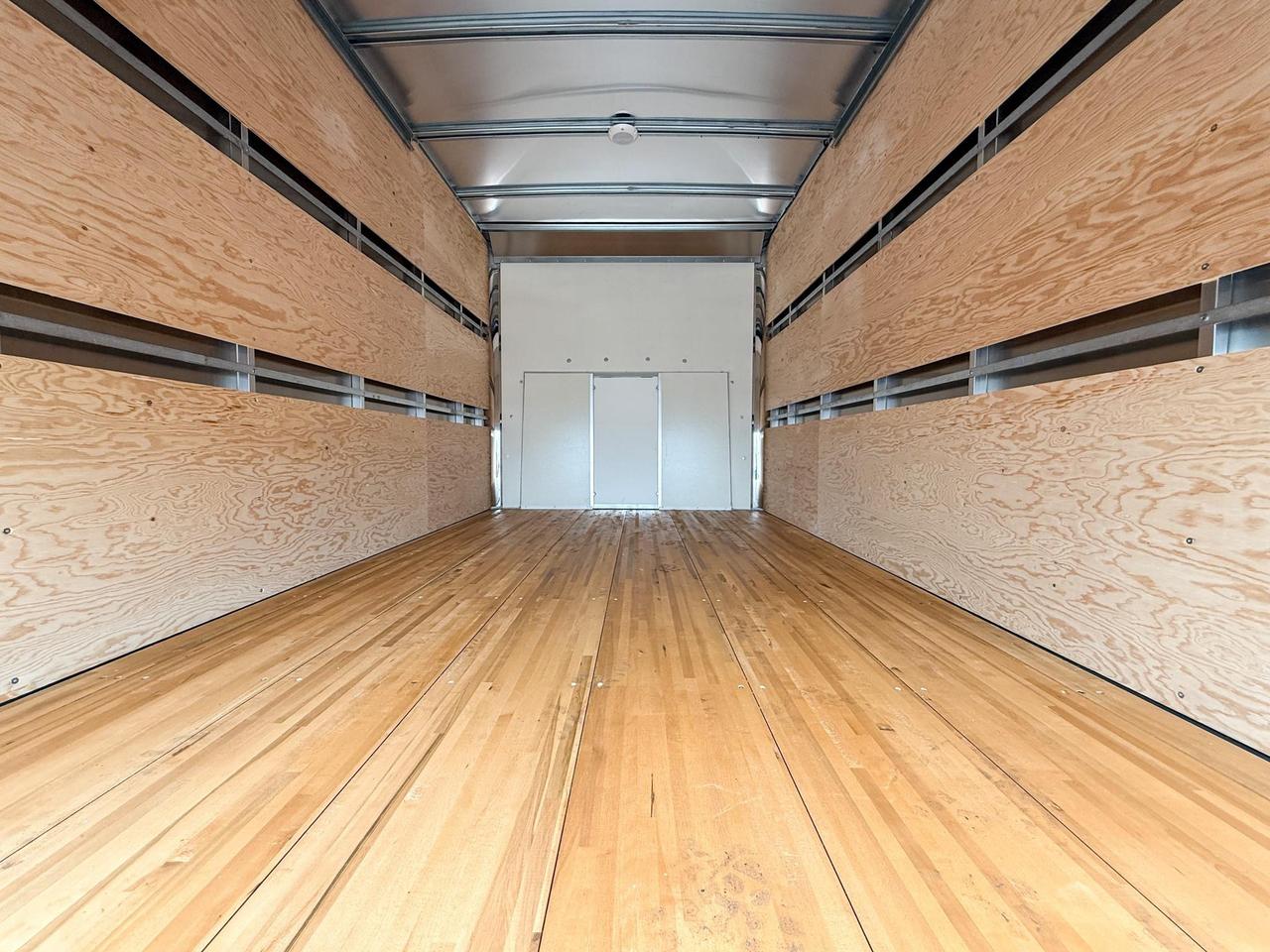 2025 GMC Savana Cutaway Work Van 4.3L V8 WITH REMOTE ENTRY, CRUISE CONTROL, A/C, REAR VISION CAMERA, AM/FM STEREO Photo