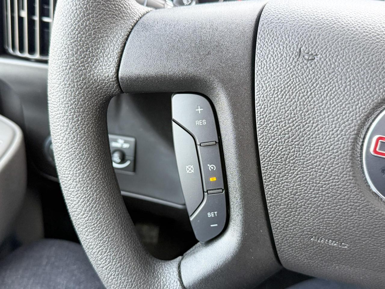 2025 GMC Savana Cutaway Work Van 4.3L V8 WITH REMOTE ENTRY, CRUISE CONTROL, A/C, REAR VISION CAMERA, AM/FM STEREO Photo