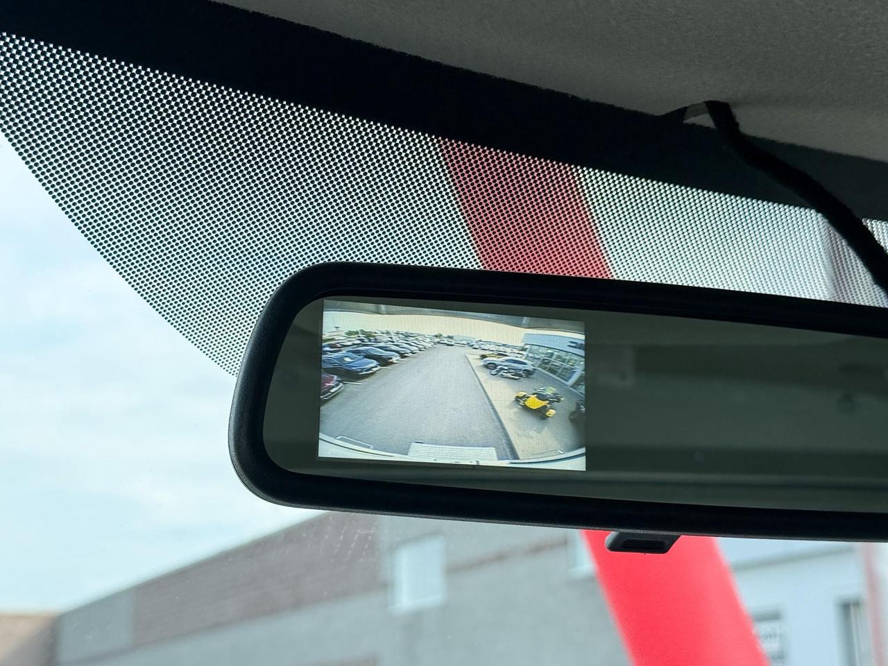 2025 GMC Savana Cutaway Work Van 4.3L V8 WITH REMOTE ENTRY, CRUISE CONTROL, A/C, REAR VISION CAMERA, AM/FM STEREO Photo