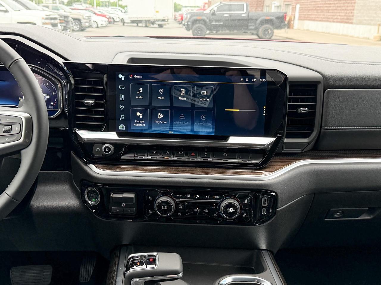 2025 Chevrolet Silverado 1500 RST 5.3L V8 WITH REMOTE START/ENTRY, HEATED FRONT SEATS, HEATED STEERING WHEEL, HD REAR VISION, APPLE CARPLAY AND ANDROID AUTO Photo