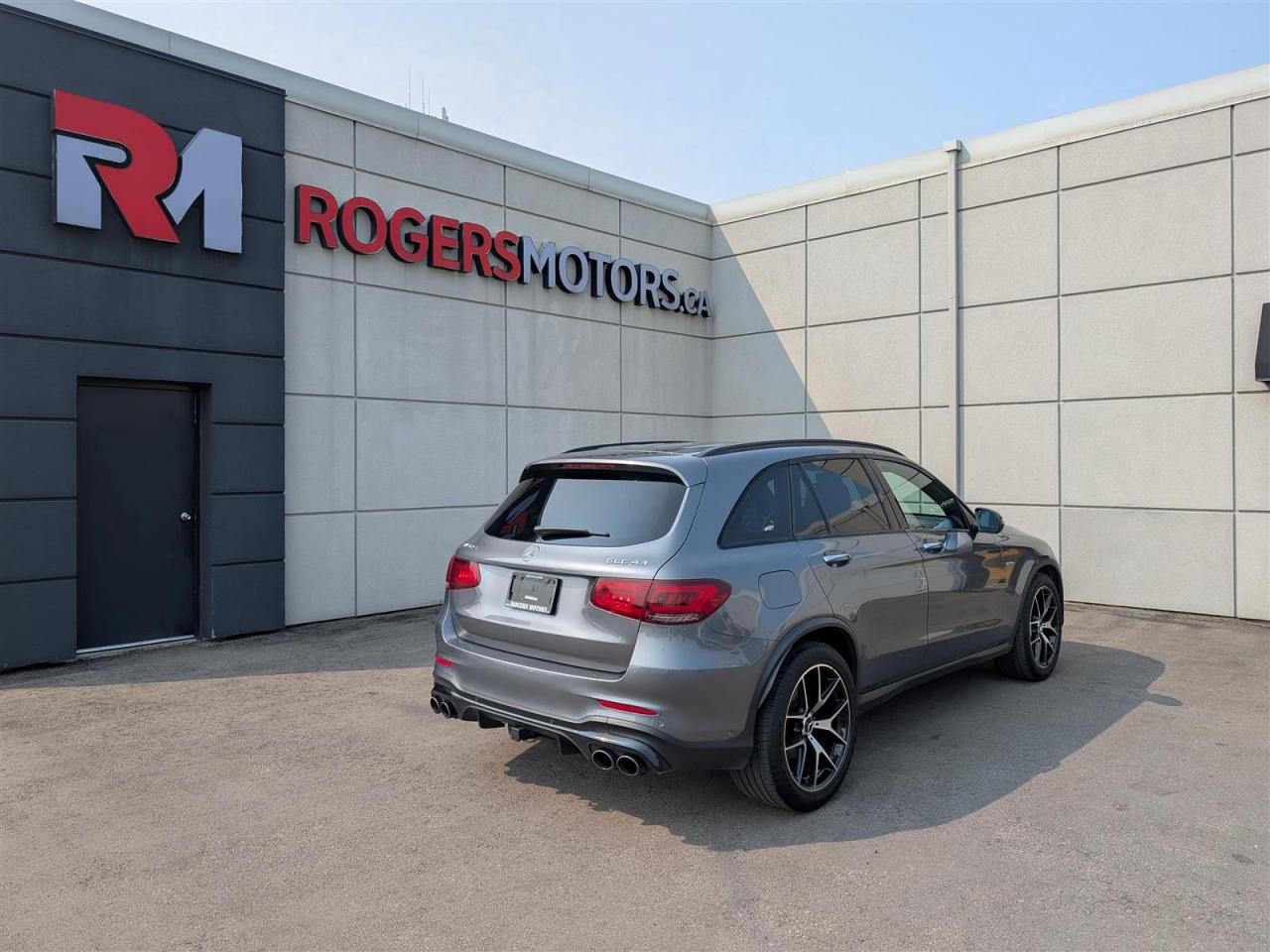 2022 Mercedes-Benz GLC 43 AMG 4MATIC - NAVI - PANO ROOF - 360 CAM - TECH FEATURES Photo4