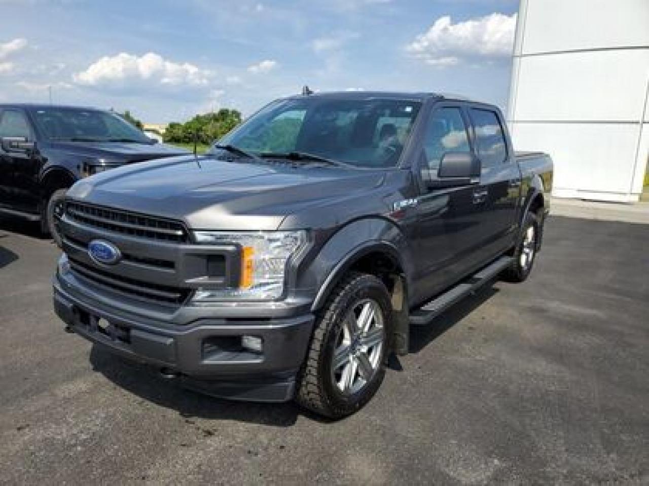 Used 2018 Ford F-150 XLT W/ TWIN PANEL MOONROOF for sale in Moose Jaw, SK